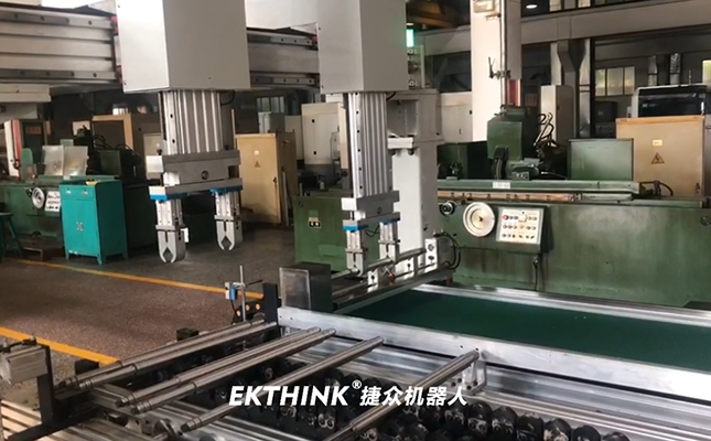 全自动上下料机器人,外圆磨床磨丝杆(图2) 全自动上下料机器人
